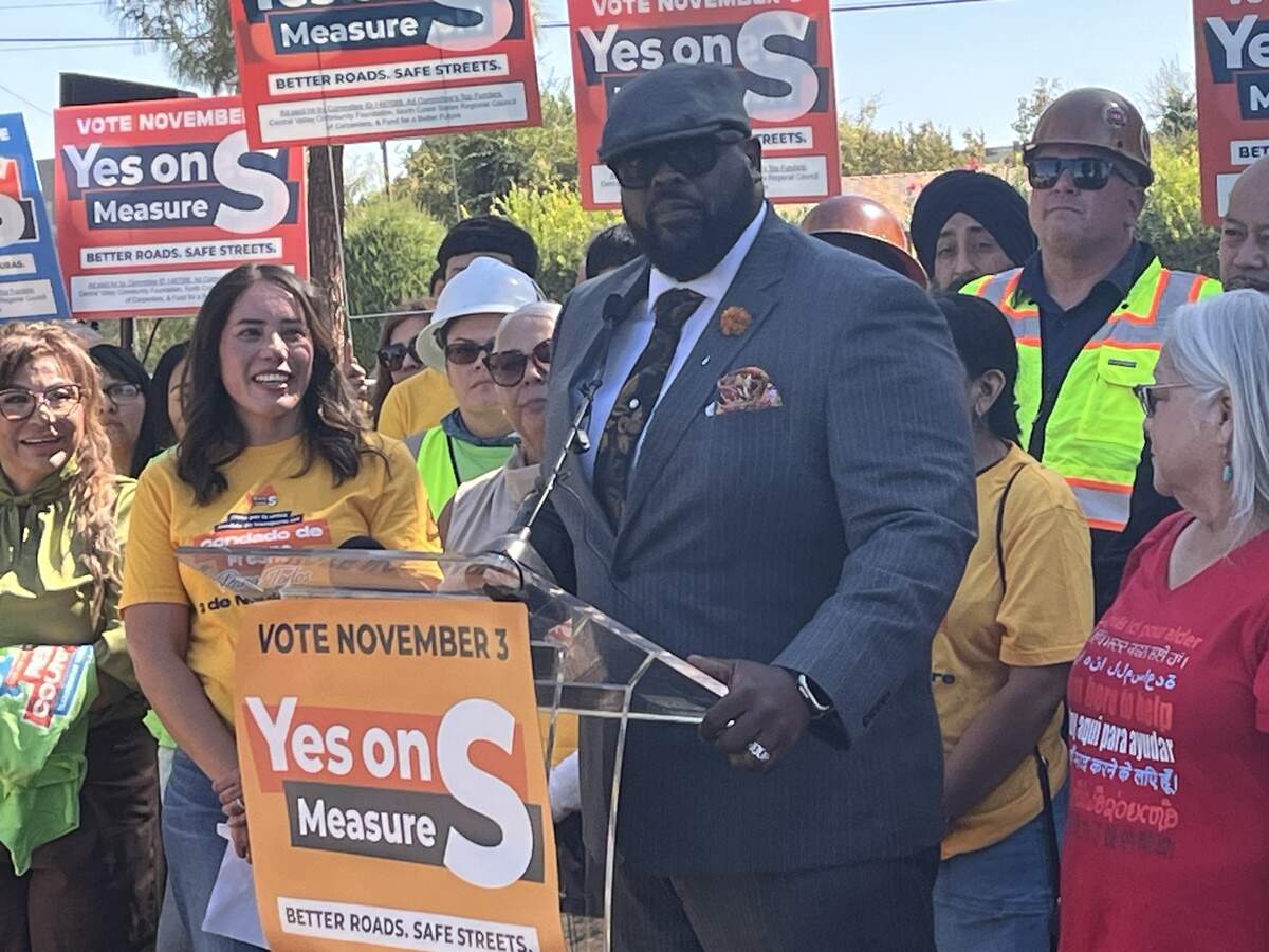 Pastor DJ Criner speaks at the Yes on Measure S campaign rally at Vinland Park in Fresno on Sept. 9, 2026.